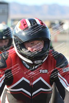 media/Dec-01-2025-Moto Forza (Mon) [[2daa91e15f]]/4-Around the Pits/